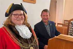 Matthew Hardy organist 750 AT